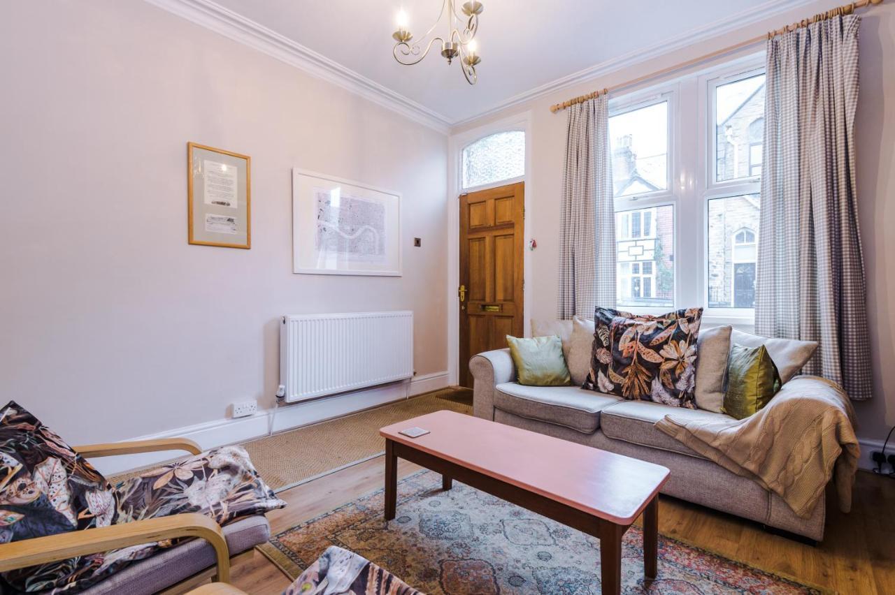 Vila Cosy House With Garden & Parking, Sheffield Exteriér fotografie
